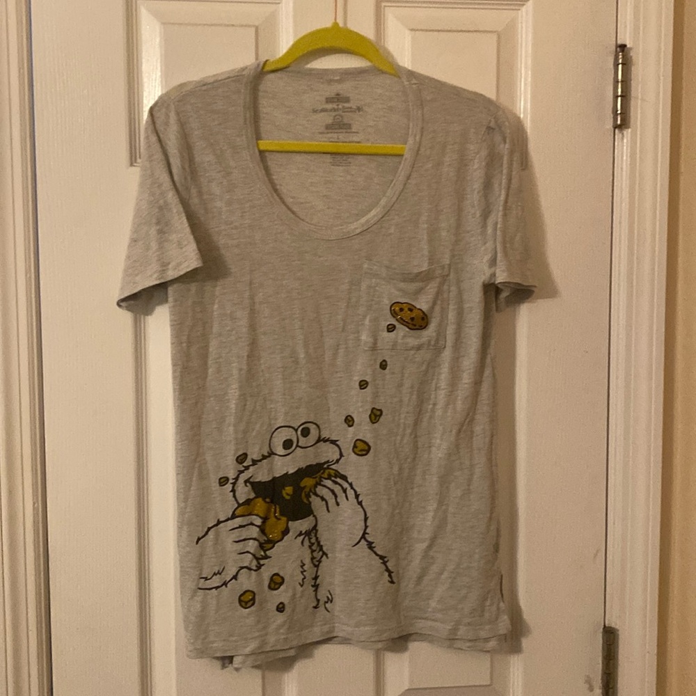 Sea world Cookie Monster Shirt (Great for Casual PJs!!)